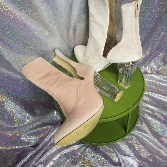 Chase and Chloe Velvet Pink Boots - Picture 5 of 6